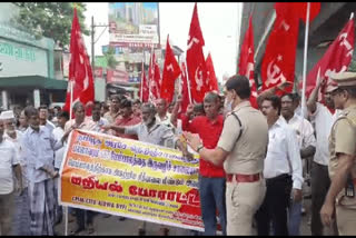 பல்லாவரம் மேம்பாலத்தை இருவழிச்சாலையாக மாற்றக்கோரி சாலை மறியலில் ஈடுபட்டவர்கள் கைது