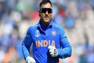 Dhoni filed a defamation case against the IPS officer, knocked the door of the High Court