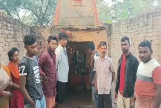 Theft in Hanuman temple in Dhanbad