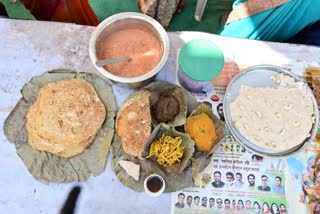 राज्योत्सव में बना बस्तरिया थाली