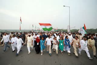 राहुल गांधी ने कार्यकर्ताओं संग कामारेड्डी से भारत जोड़ो यात्रा शुरू की