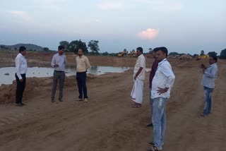 Assistant Commissioner Basavaneppa Kalashetty visited the place and verified