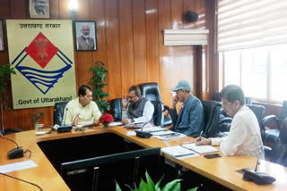 Prem Chand Aggarwal holds review meeting