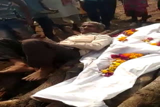 man stopped funeral in Chhatarpur