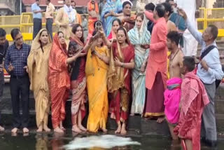 dev deepawali devotees arrived at shipra ghat