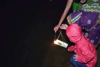 devotees observe boita bandana ritual on the eve of kartik purnima in khordha