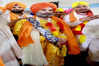 Etv BhRahul Gandhi offered prayers at Gurudwara Baba Zorawar Singh Ji Baba Fateh Ji Singh in Degloor Maharashtraarat