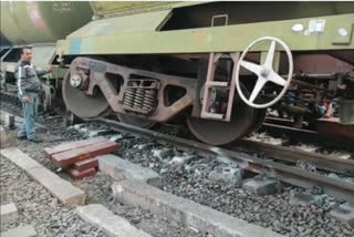 Goods train derailed near Jhansi railway station, restoration work on