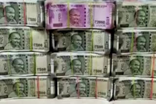 Jharkhand I-T dept raids unearth Rs 2 cr in cash, Rs 100 cr unaccounted investments/transactions