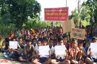 villagers-demand-to-stop stone crosser-and-stone-quarry-in-kharabhuin-boudh