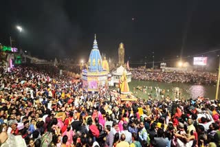 More than 15 lakh people took bath in Haridwar