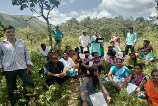 Villagers climbed the hill to make Ayushman card in Chikkamagaluru
