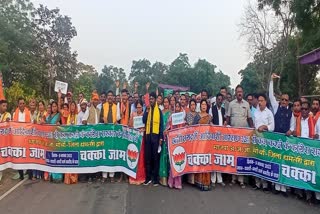 BJP Scheduled Tribe Morcha jammed state highway