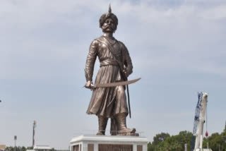 Why were govt funds used for Kempegowda's statue, asks Congress chief
