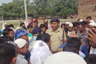 Minister Sabina Yasmin faces protests while giving financial aid in Malda student death case