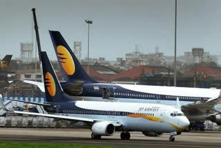 Jet Airways posts Rs 308 crore loss in September quarter