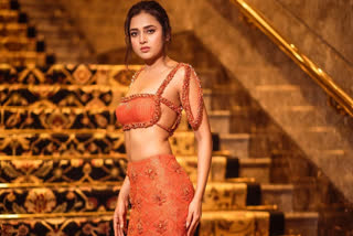 Naagin actress Tejasswi Prakash,naagin 6 actress,indian television updates,tejasswi prakash karan kundrra,tejasswi prakash hot photos,tejasswi prakash gallery,Tejasswi Prakash hot pics,Tejasswi Prakash hot looks,Tejasswi Prakash saree looks,Tejasswi Prakash red carpet looks,Tejasswi Prakash Instagram,tejasswi prakash ramp walk,ಕಿರುತೆರೆ ನಟಿ ತೇಜಸ್ವಿ ಪ್ರಕಾಶ್,ತೇಜಸ್ವಿ ಪ್ರಕಾಶ್ ಹೊಸ ಫೋಟೋ,ತೇಜಸ್ವಿ ಪ್ರಕಾಶ್ ಸಿನಿ ಪಯಣ,ತೇಜಸ್ವಿ ಪ್ರಕಾಶ್ ಹೊಸ ಲುಕ್​