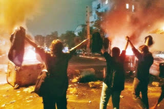 As Iran keeps thrashing out multiple strategies to divert the protesting youth from their cause, none appears to have struck the chord. Great divide between liberals and Islamic conservatives grows while making the latter a minority in their own nation, writes ETV Bharat's Network Editor Bilal Bhat.