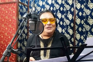 Madan Mitra sings on theme of World Cup and Panchayat elections