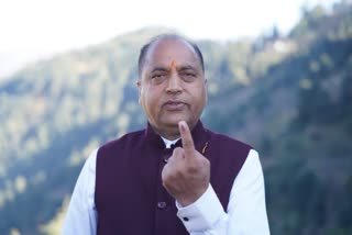 CM Jairam Thakur cast his vote