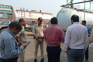 MP Khargone raided biodiesel petrol pump