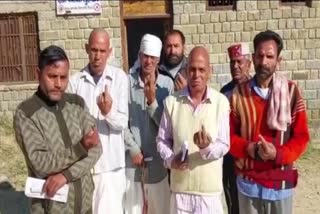 sons reached polling station after father funeral