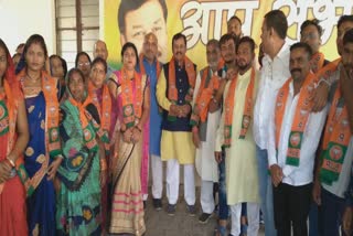 Risali Congress workers join BJP in Durg