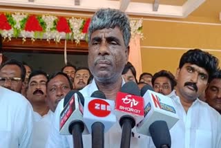 st-certificate-will-be-provided-to-talwar-community-says-minister-shrinivas-poojary