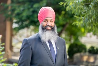 amar singh, Sikh, got award in Australia