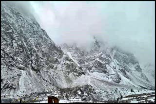 Snowfall in Manali