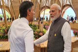 G 20 PM Modi holds informal meeting with UK PM Rishi Sunak