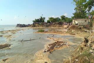 River Erosion puts land of Malda in jeopardy