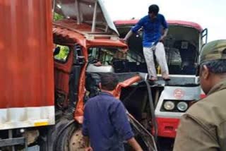 Driver killed in lorry-bus collision
