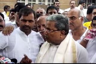 Ex Ktaka CM Siddaramaiah reacted on Karnataka BJP MPs remark on dome shaped bus shelters