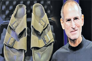 steve jobs old chappal auction