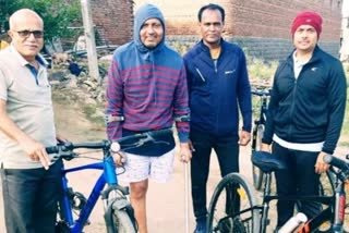 cycled two lakh kilometers with one leg