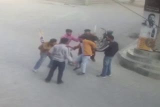 youth beating in sirsa