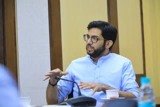 Aditya Thackeray criticized Shinde govt