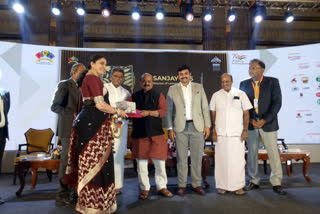 ramoji film city  best contribution to hospitality  hospitality in South India  Sihara Award  Sangri la hotel in Bengaluru  latest news in bengaluru  latest national news  latest news today  സിഹാറ പുരസ്‌കാരം  റാമോജി ഫിലിം സിറ്റിക്ക്  മികച്ച ഹോസ്‌പിറ്റാലിറ്റി  സന്‍ഗ്രി ലാ ഹോട്ടലിന്  സന്‍ഗ്രി ലാ ഹോട്ടലിന് പുരസ്‌കാരം  ബെംഗളൂരു ഏറ്റവും പുതിയ വാര്‍ത്ത  ഏറ്റവും പുതിയ ദേശീയ വാര്‍ത്ത  ഇന്നത്തെ പ്രധാന വാര്‍ത്ത