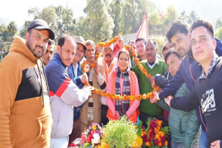 Rekha Arya reached takula