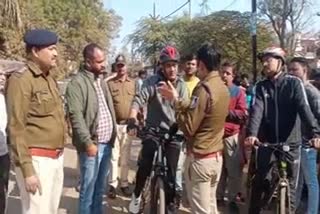 MP Shivpuri SP on road to improve traffic system