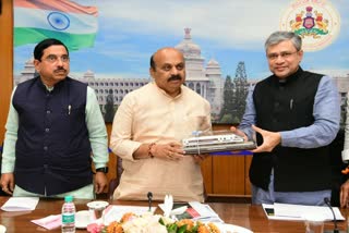 CM Meeting with Railway Minister