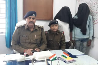 Two smugglers arrested with brown sugar in chatra