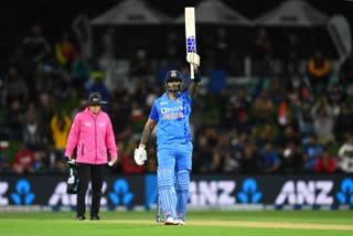 IND vs NZ  Suryakumar yadav  Rohit Sharma  Suryakumar yadav break Rohit Sharma s record  Suryakumar yadav T20 record  Suryakumar yadav T20I record in New Zealand  സൂര്യകുമാര്‍ യാദവ്  സൂര്യകുമാര്‍ യാദവ് ടി20 റെക്കോഡ്  ഇന്ത്യ vs ന്യൂസിലന്‍ഡ്  രോഹിത് ശര്‍മ