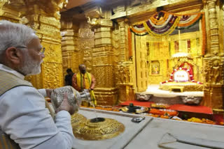 PM Modi offers prayers at Somnath, to address four rallies in Saurashtra today
