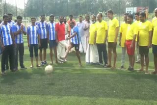 DYFI  Celebrity Football Friendly  Vazhoor  Qatar World cup  Qatar  ലോകകപ്പിന് മുന്നേ  മഞ്ഞപ്പട  ആവേശം വാനോളമുയര്‍ത്തി  ഡിവൈഎഫ്‌ഐ  സെലിബ്രിറ്റി ഫുട്‌ബോൾ സൗഹൃദ മത്സരം  ഫിഫ  വാഴൂർ ഏരിയാ കമ്മിറ്റി  വാഴൂർ  കോട്ടയം  ചീഫ് വിപ്പ്  ബ്രസീൽ  അർജന്‍റീന