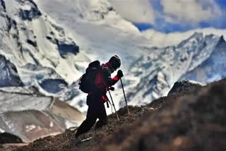 Friendship Peak Trekking In Manali