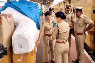 High Alert at Bangalore Railway Station: Sp Soumyalata Inspected Security