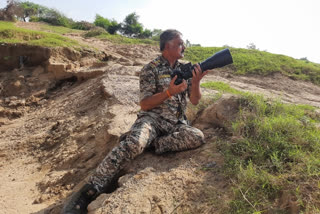 Morena inspector fond of wildlife photography