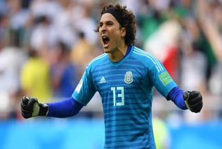 Guillermo Ochoa  ഗ്യുല്ലർമോ ഒച്ചാവോ  mexico vs poland  robert lewandowski  മെക്‌സിക്കോ  പോളണ്ട്  qatar world cup 2022  sports news  fifa world cup  who is Guillermo Ochoa  ലെവൻഡോവ്‌സ്‌കി  ഒച്ചാവോ